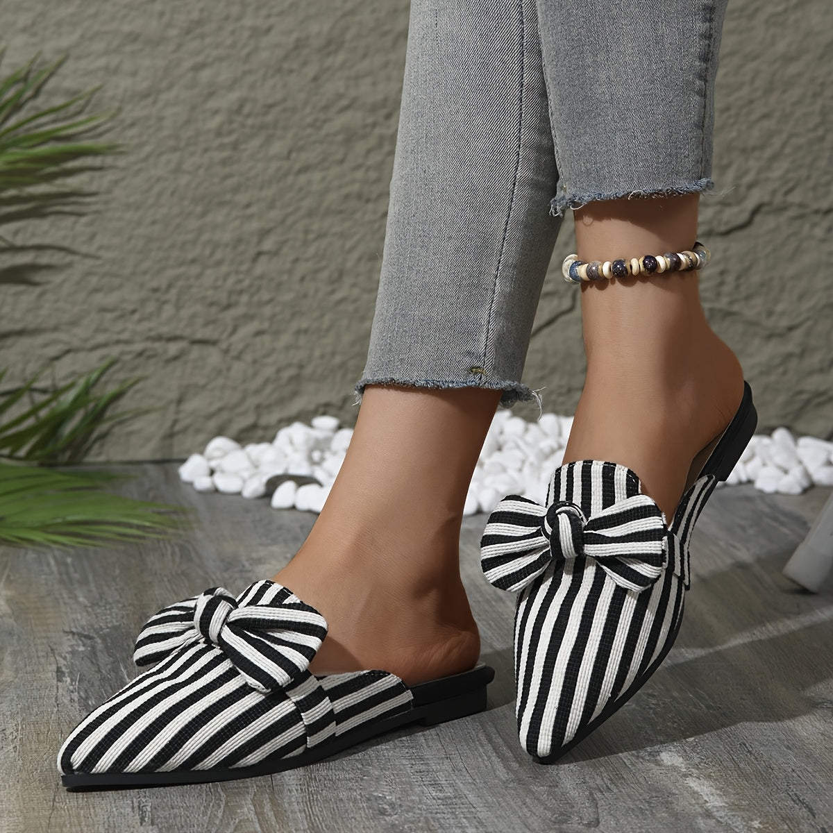 Elegant Pointed-Toe Flats
