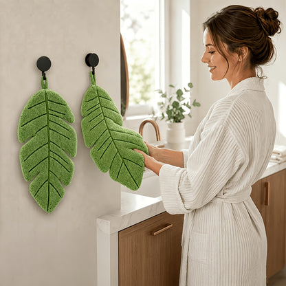 4pcs Banana Leaf Hand Towel Set (2 Towels + 2 Wall Hooks) | Coral Fleece Super Soft, Highly Absorbent & Quick-Dry | Hanging Towels for Kitchen and Bathroom | Ideal Home Decor Gift for Plant Lovers | Made in China