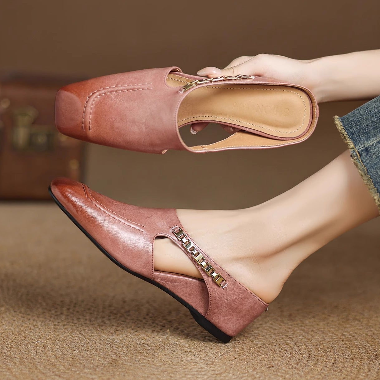 Roselle Chain Mules