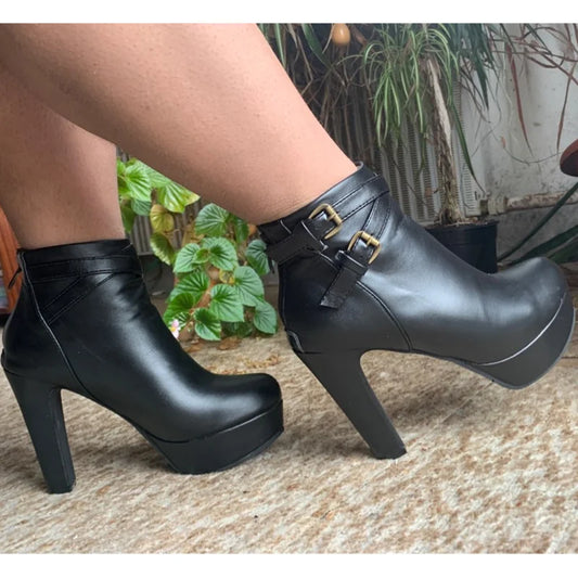 Noir Élevé Boots