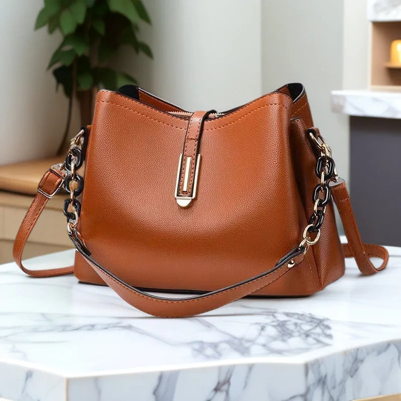 Noir Élégance Leather Shoulder Bag