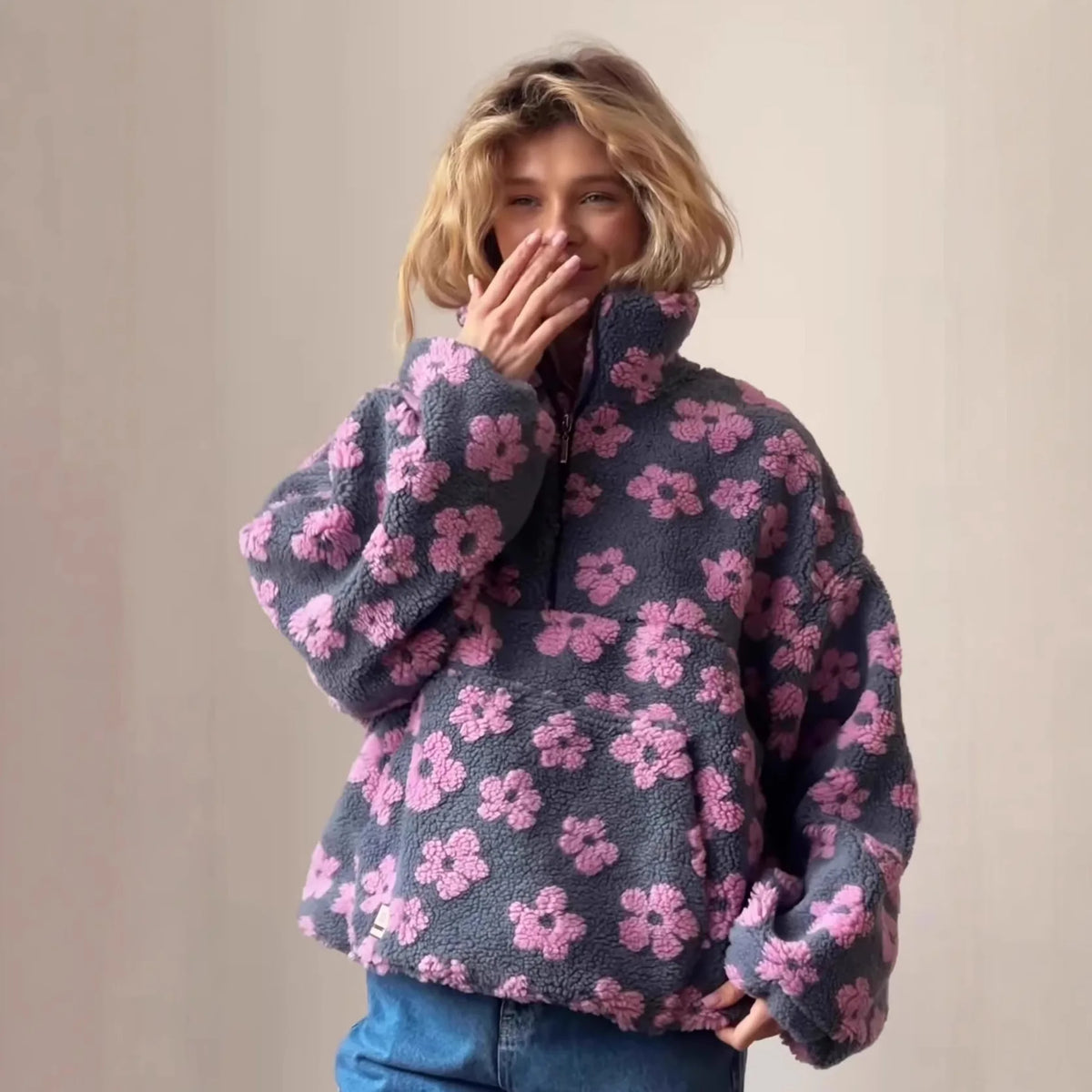 Women's Outerwear 2025 Fall/Winter New Arrival: Fleece-Lined Floral Oversized Zip-Up Faux Shearling Hoodie