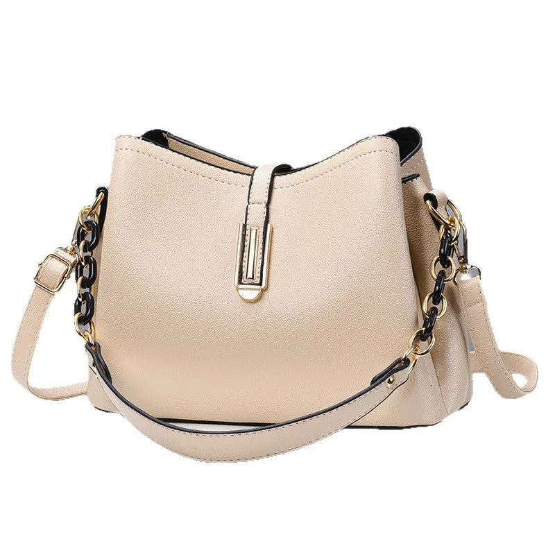 Noir Élégance Leather Shoulder Bag