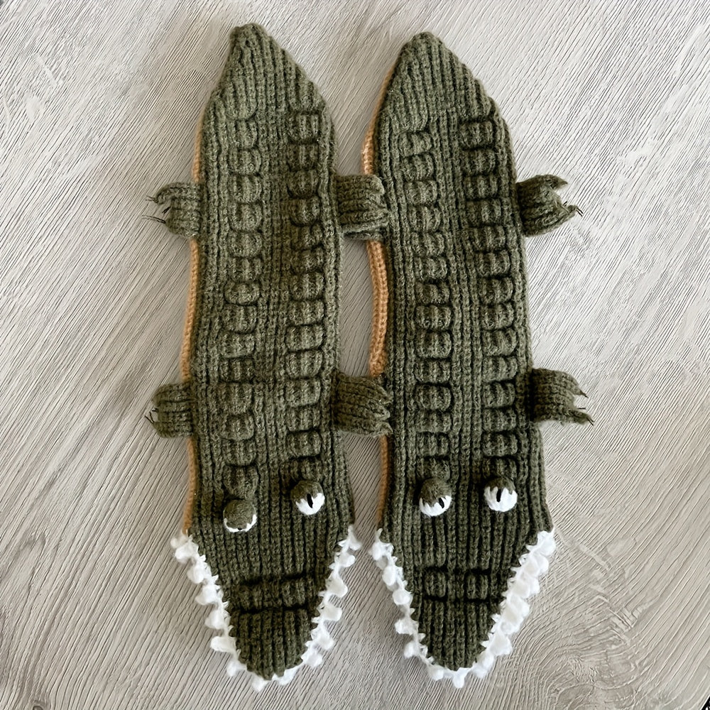 Unisex Christmas Large Eye Crocodile Socks Autumn and Winter Warm Neutral Socks